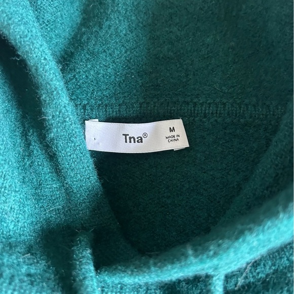 TNA By Aritzia Womens Medium Green Knit Pullover Hoodie Wool-Cashmere blend - Picture 3 of 7